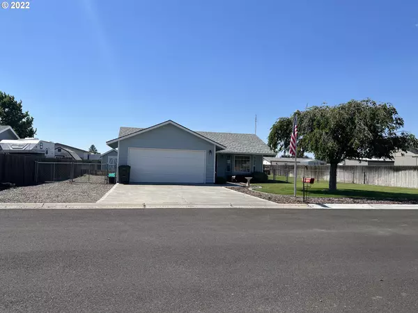 135 NW ESTHER CT, Irrigon, OR 97844