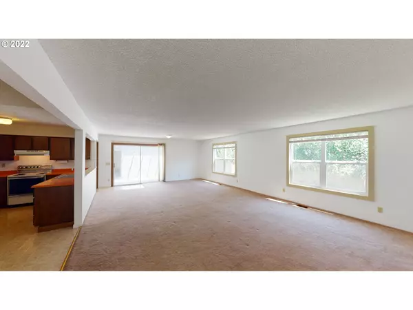 Roseburg, OR 97471,5075 GRANGE RD