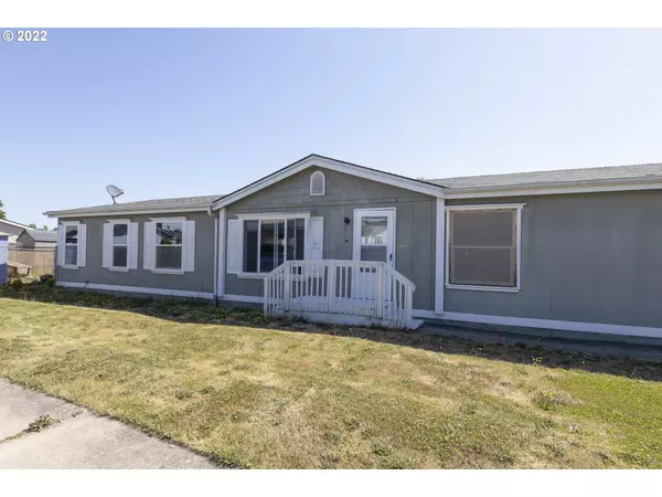 1761 SW ALEXANDRIA ST #40, Mc Minnville, OR 97128