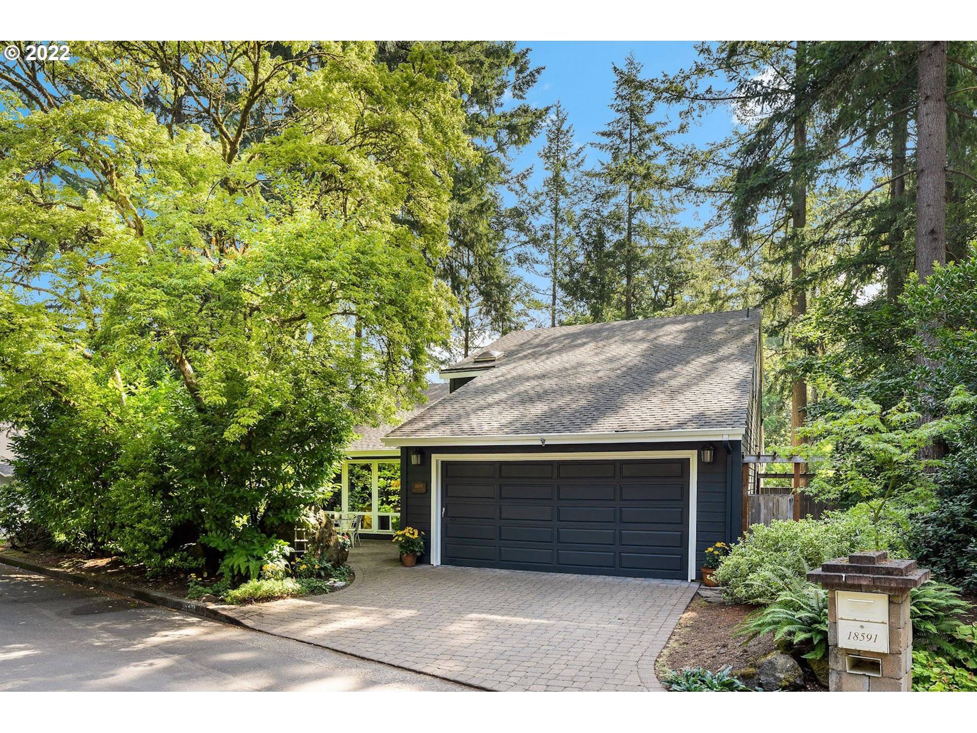 Lake Oswego, OR 97035,18591 WAXWING WAY