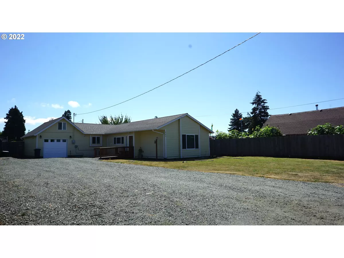 Coquille, OR 97423,940 N LAUREL ST