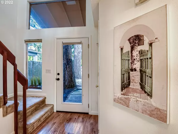 Portland, OR 97213,6103 NE OREGON ST