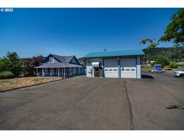 487 E CENTRAL AVE, Sutherlin, OR 97479