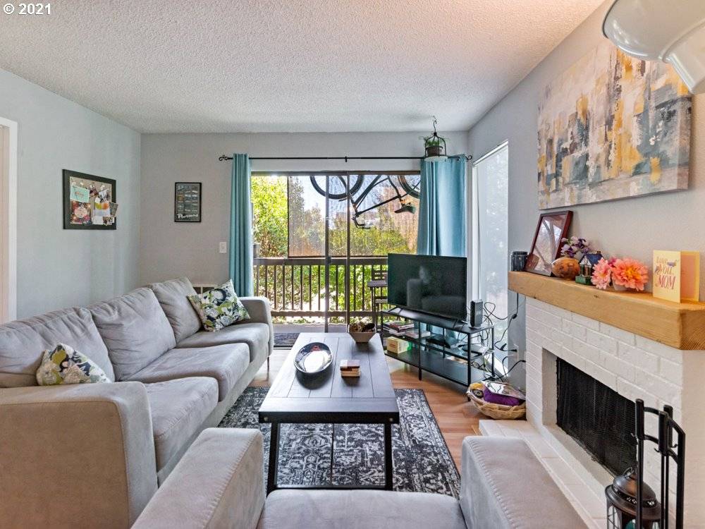 Portland, OR 97225,7750 SW BARNES RD #C