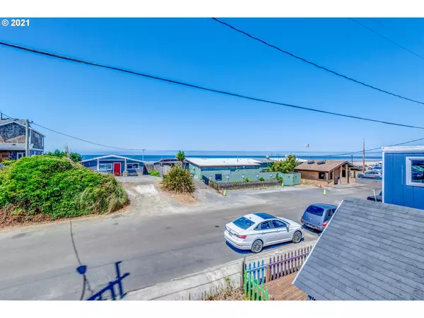 Rockaway Beach, OR 97136,117 S MILLER ST