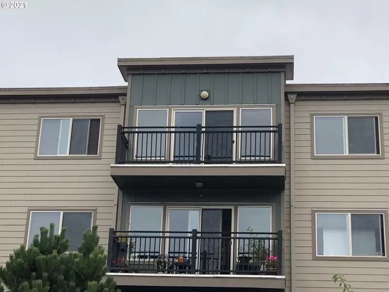 211 HARBOR ST #45, Florence, OR 97439