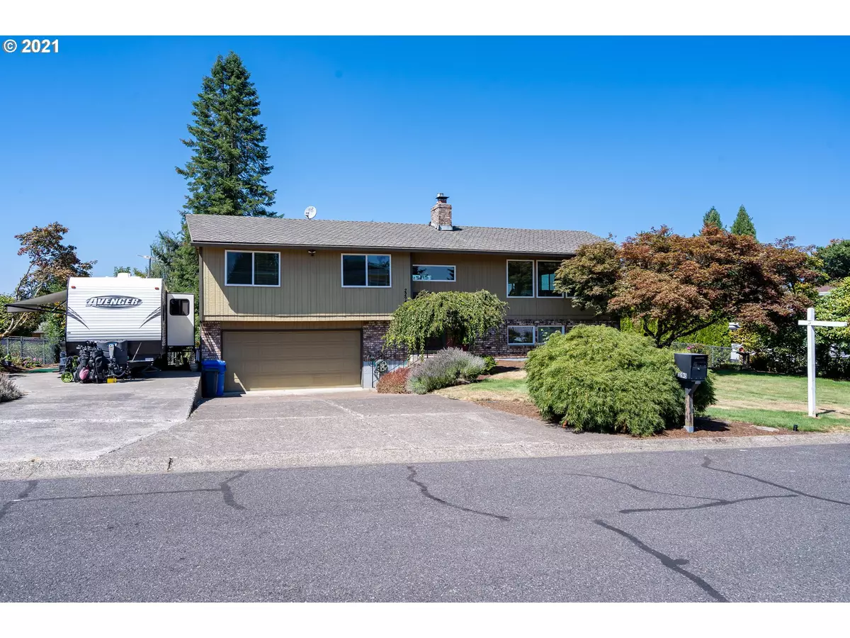 Damascus, OR 97089,22945 SE NAOMI CT