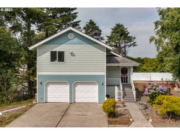 217 S ISLAND ST, Rockaway Beach, OR 97136