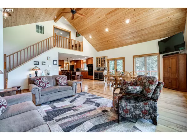 Mc Minnville, OR 97128,24601 SW PEAVINE RD