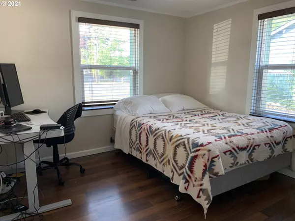 Portland, OR 97236,14115 SE BUSH ST