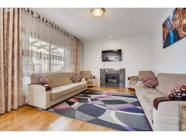 Portland, OR 97236,5641 SE 137TH AVE