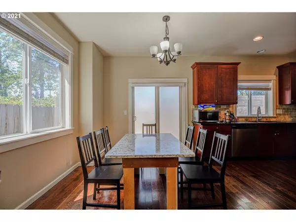 Portland, OR 97206,7931 SE RHINE ST