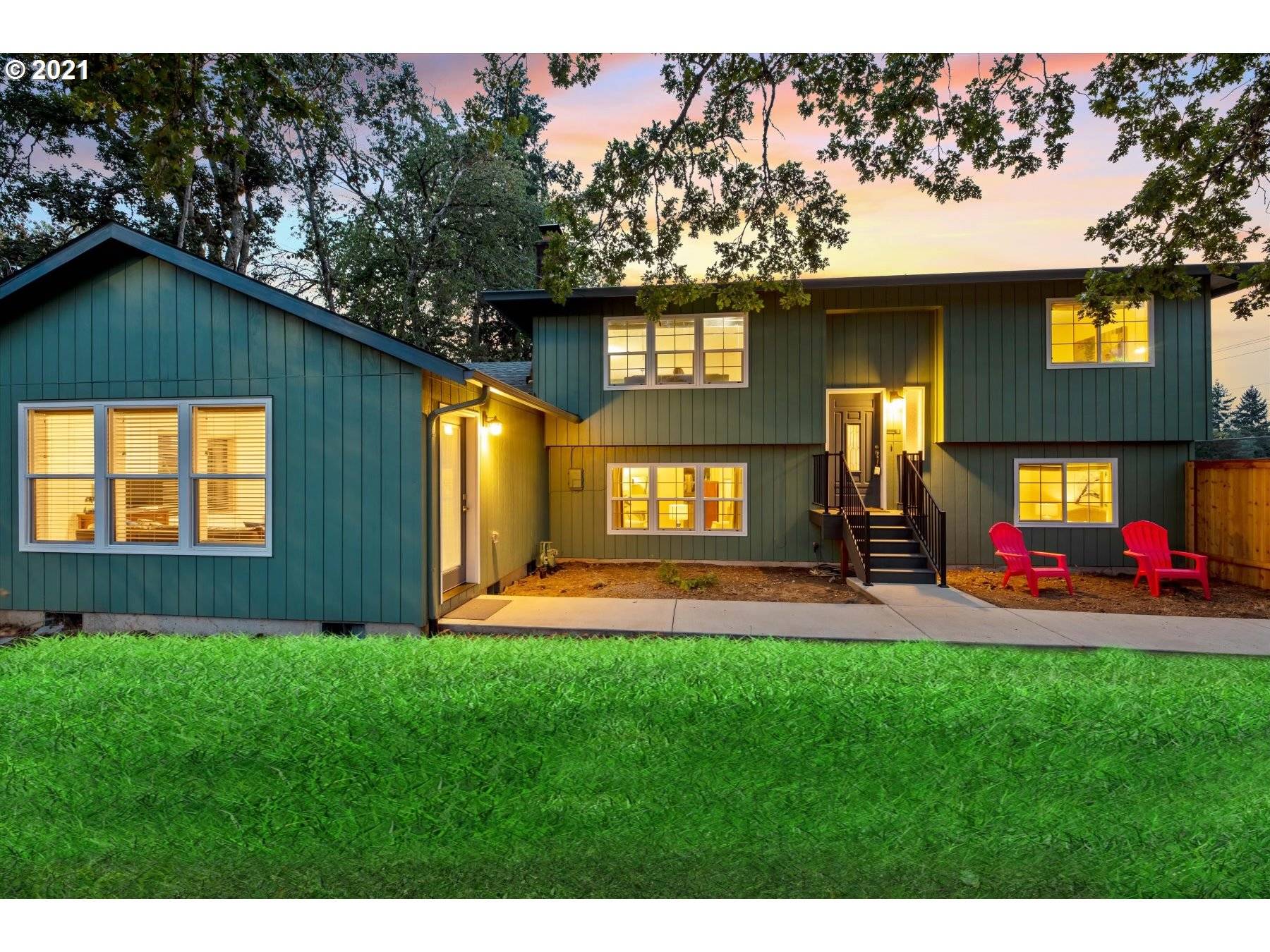 1330 SE COURTNEY AVE, Milwaukie, OR 97222