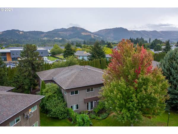917 PACIFIC AVE #7, Hood River, OR 97031
