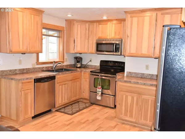 Eugene, OR 97402,1531 PHILIP ST