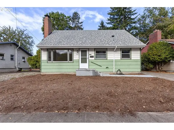 Portland, OR 97213,827 NE 81ST AVE