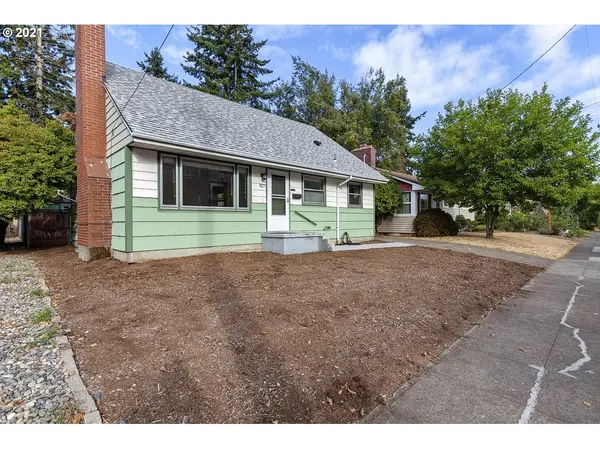 Portland, OR 97213,827 NE 81ST AVE