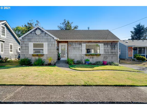 825 6th AVE, Seaside, OR 97138