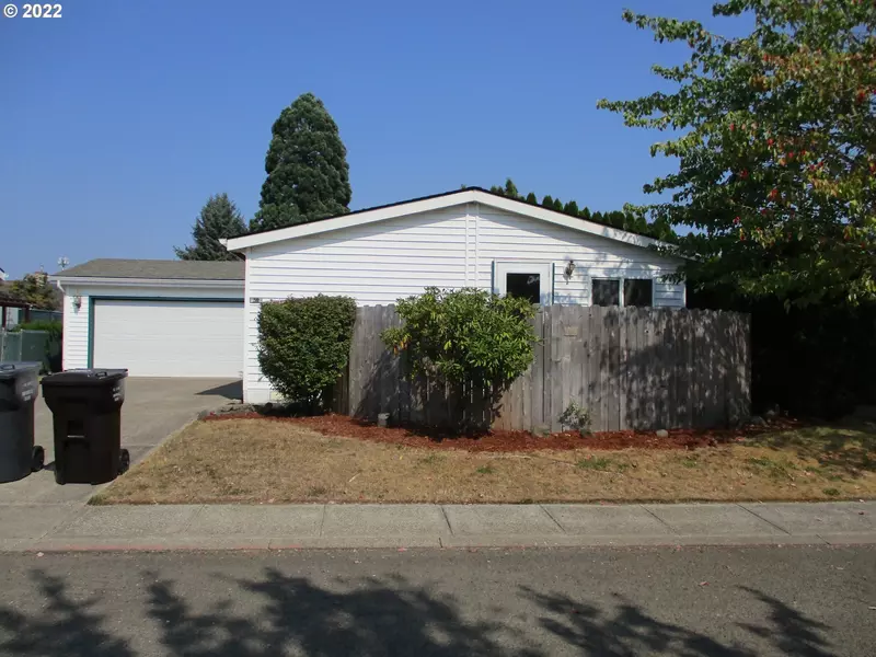 1111 SE 3RD AVE #59, Canby, OR 97013