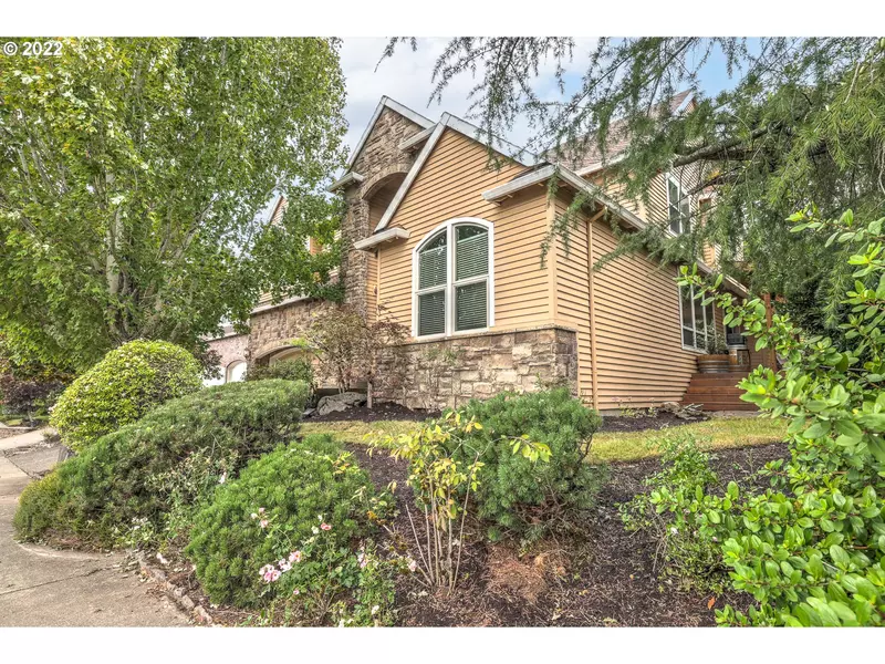 12031 NW COLEMAN DR, Portland, OR 97229