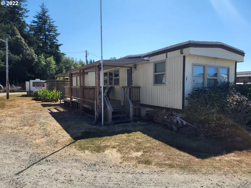 95706 JERRYS FLAT RD #27, Gold Beach, OR 97444