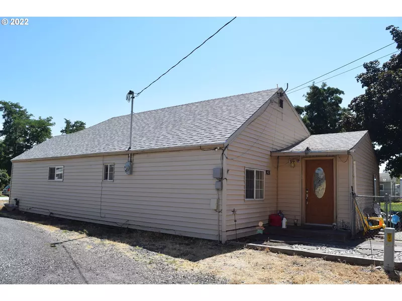 452 SW DELWOOD ST, Pilot Rock, OR 97868