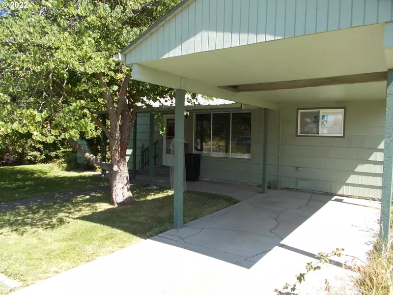 592 SW BIRCH ST, Pilot Rock, OR 97868