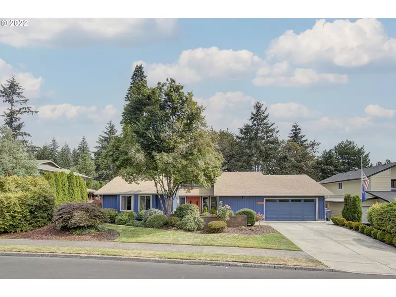 2703 SE 138TH AVE, Vancouver, WA 98683