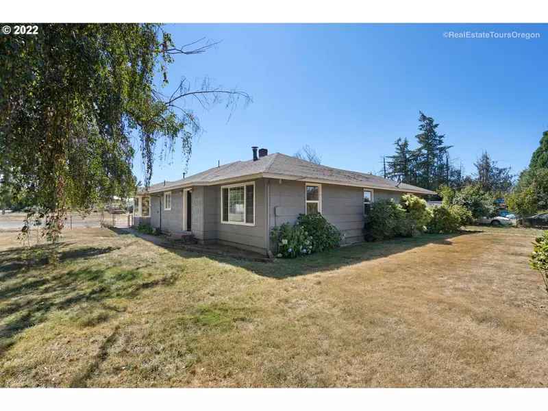 32461 S KRUPICKA WAY, Molalla, OR 97038