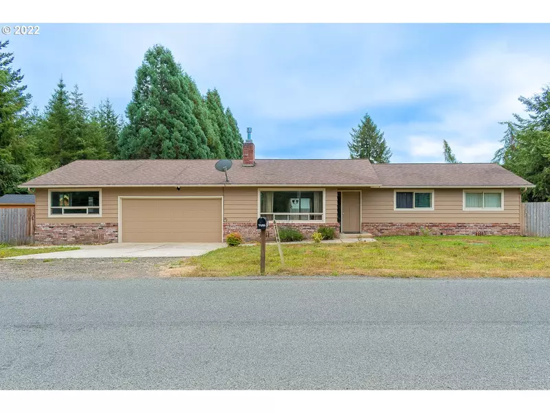 42186 Bagley LN, Astoria, OR 97103