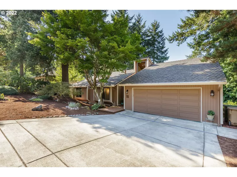 18 PARTRIDGE LN, Lake Oswego, OR 97035