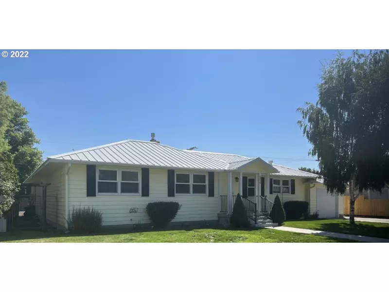 2970 3RD ST, Baker City, OR 97814