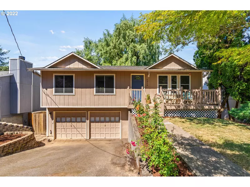 4939 SW VACUNA ST, Portland, OR 97219