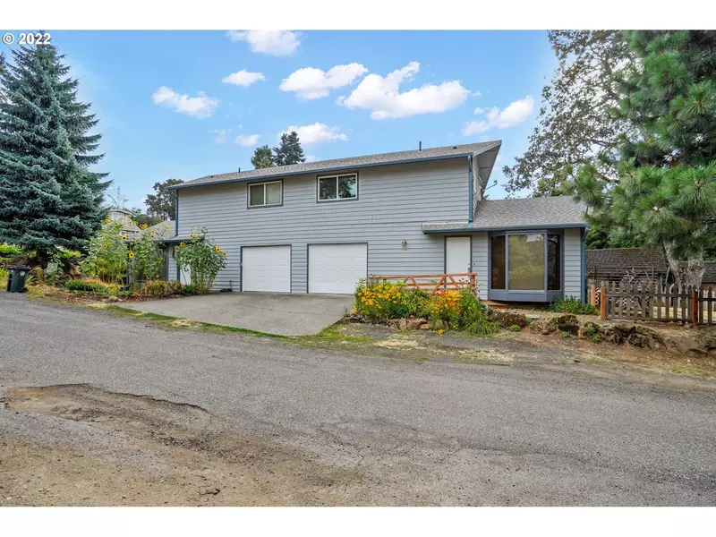 235 S 1ST ST, White Salmon, WA 98672