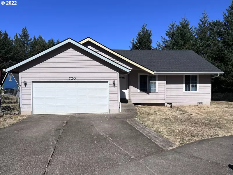 720 SW Pioneer CT, Willamina, OR 97396