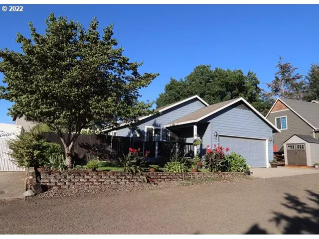 621 KIMBERLY CT, Molalla, OR 97038