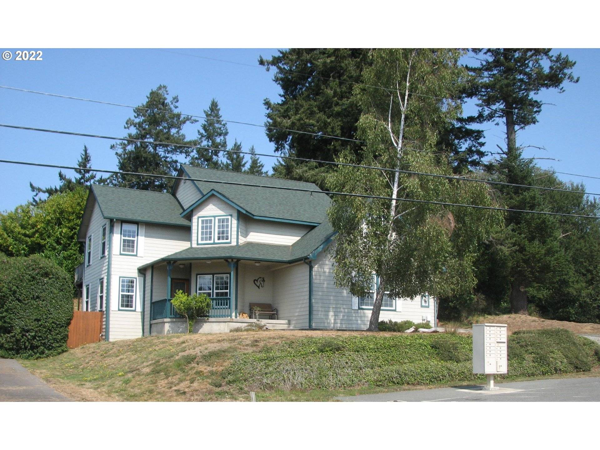Brookings, OR 97415,600 HASSETT ST
