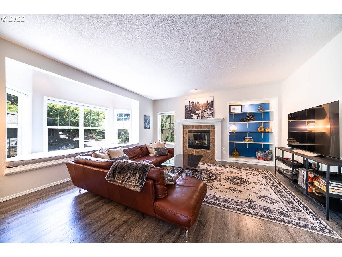 Lake Oswego, OR 97035,14402 SHERBROOK PL