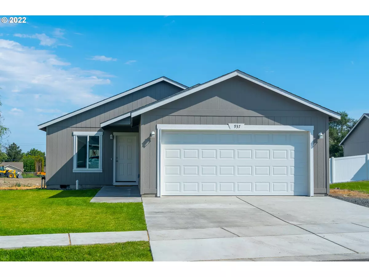 Hermiston, OR 97838,937 E MCKENZIE AVE