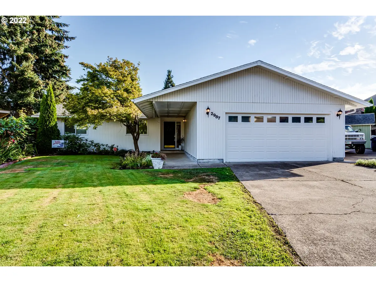 2987 GILHAM RD, Eugene, OR 97408