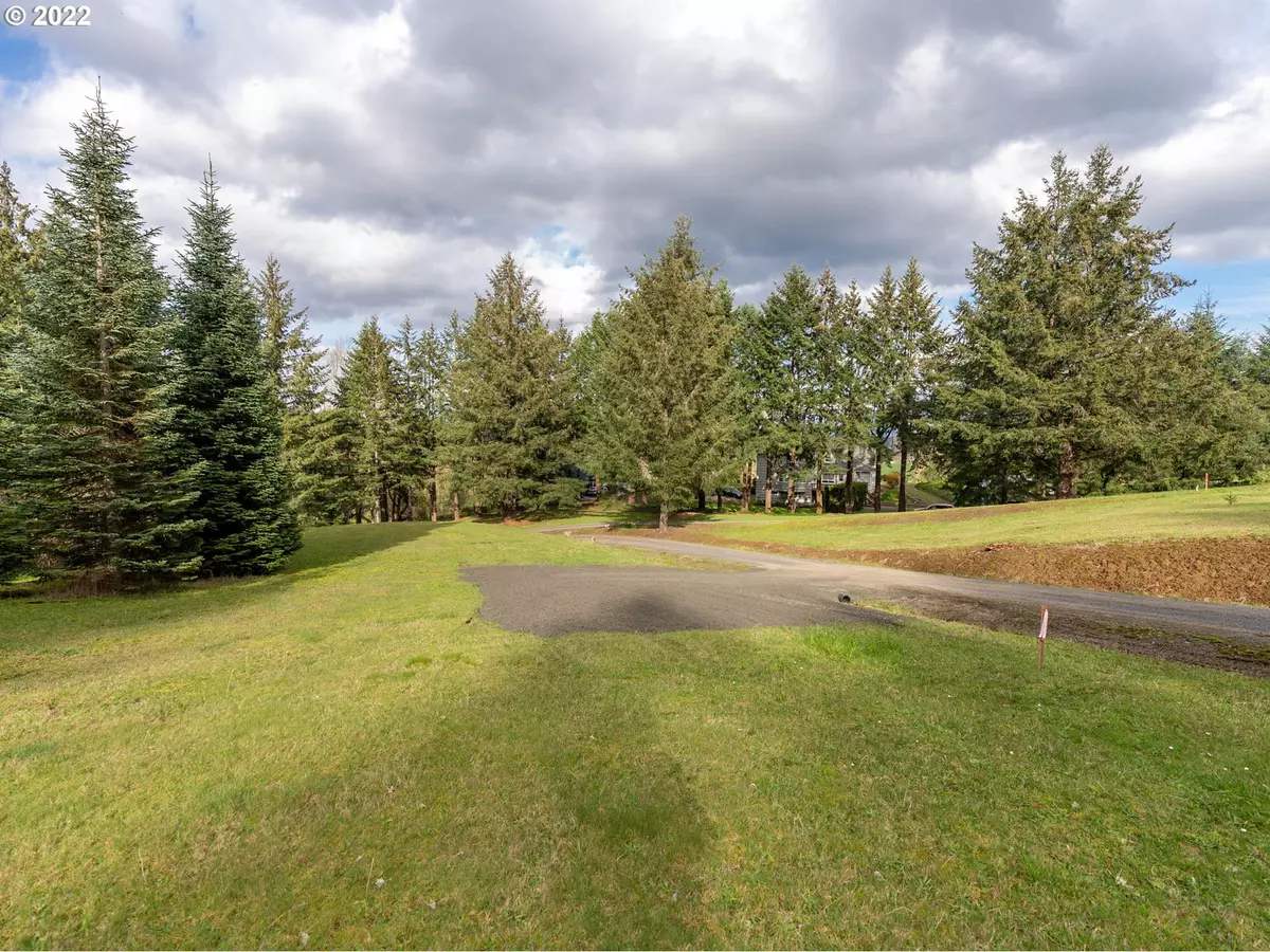 Forest Grove, OR 97116,NW Antler DR