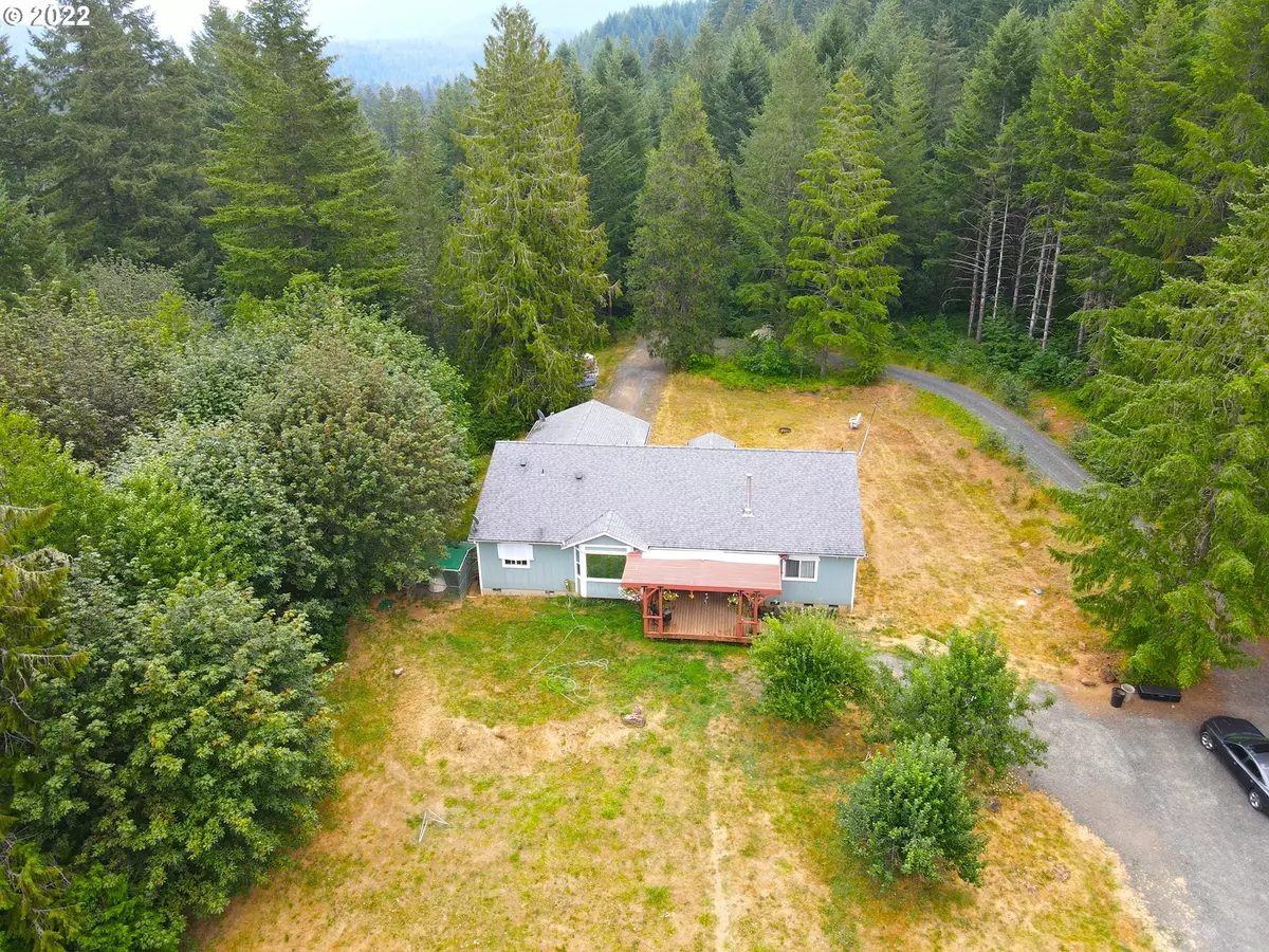 Dorena, OR 97434,39494 ROW RIVER RD