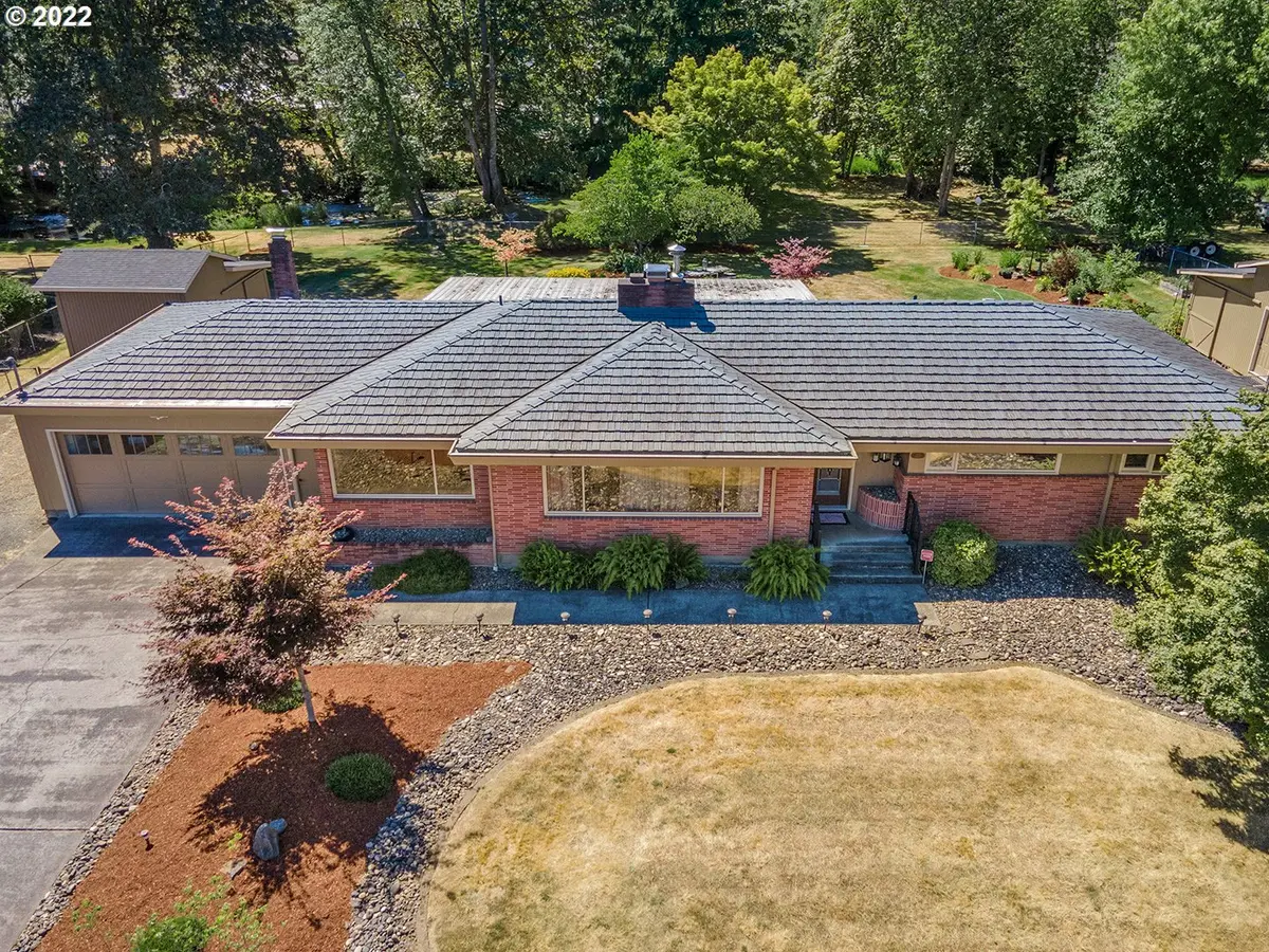 225 SHORE DR, St Helens, OR 97051