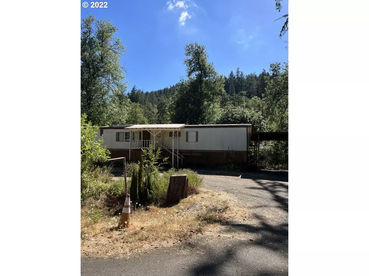 Creswell, OR 97426,82123 RIVER DR