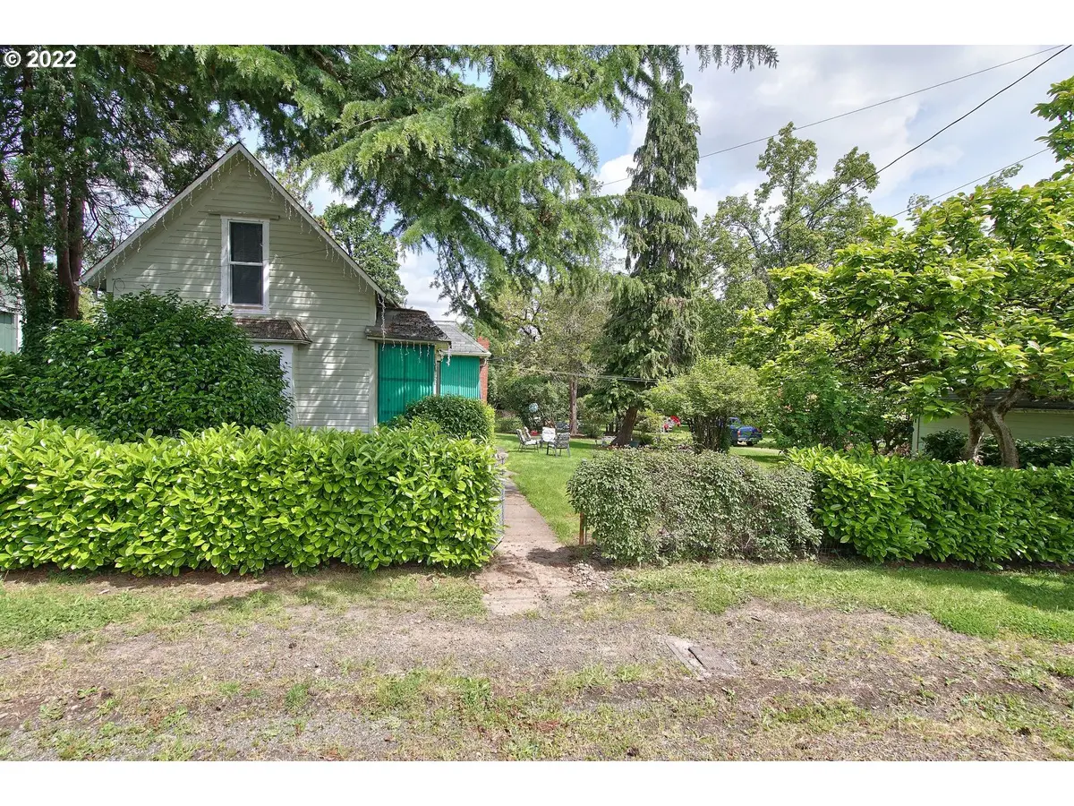 Oregon City, OR 97045,13889 CLEVELAND ST