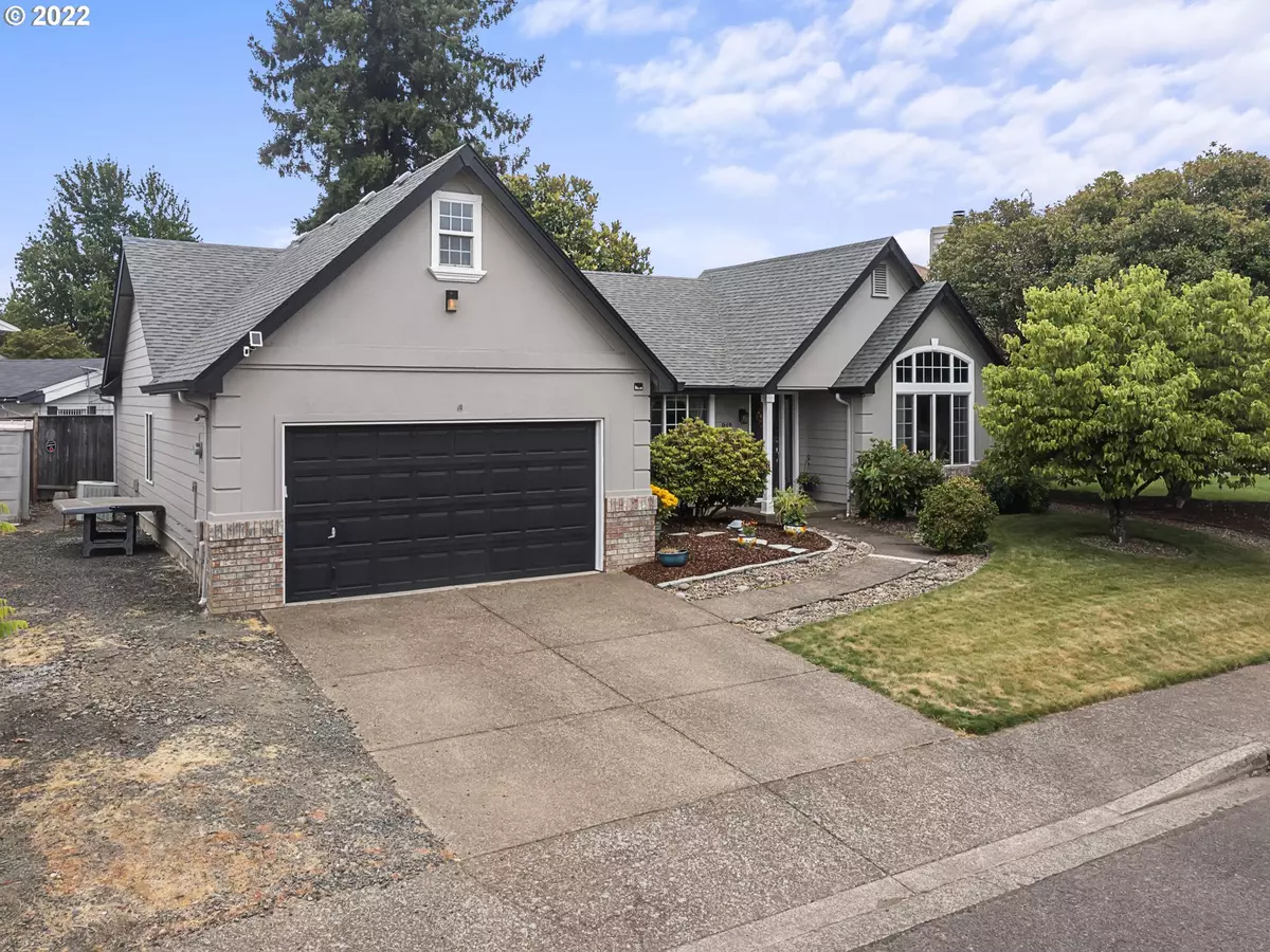 Eugene, OR 97401,912 MARQUET WAY