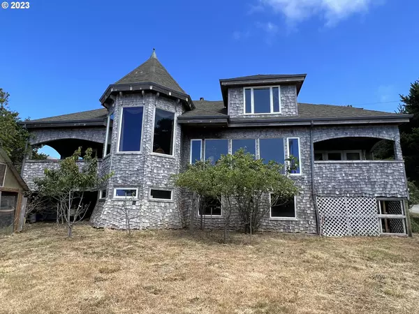 Port Orford, OR 97465,237 NINTH ST