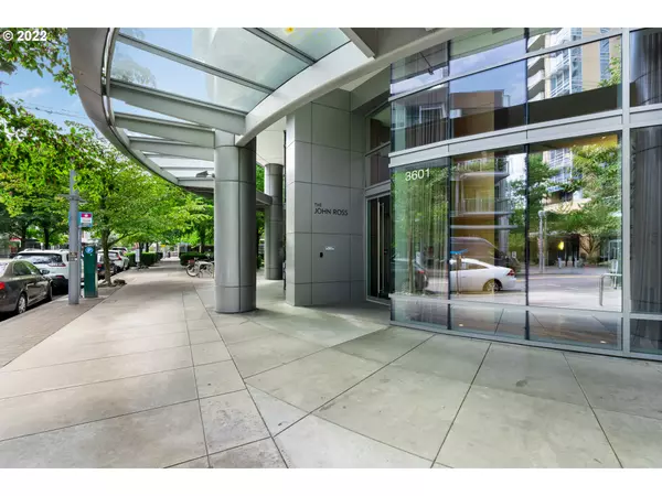 3601 S RIVER PKWY #611, Portland, OR 97239