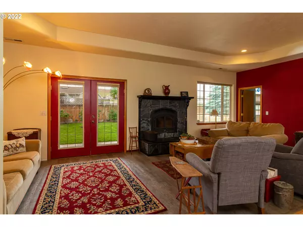 Umatilla, OR 97882,81810 LEE ESTATES LN