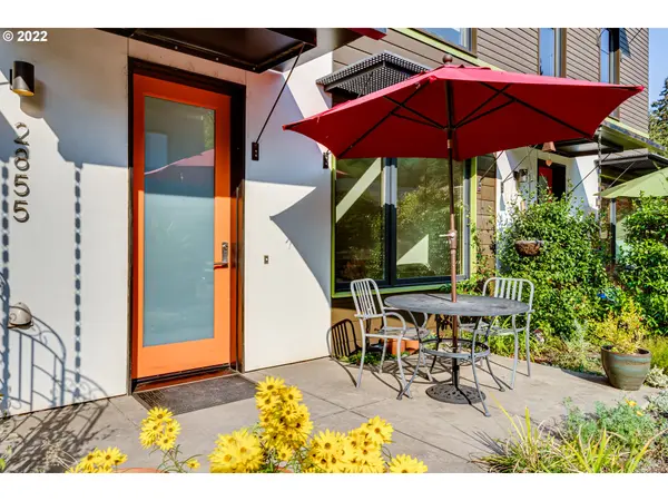 Eugene, OR 97405,2855 FRIENDLY ST